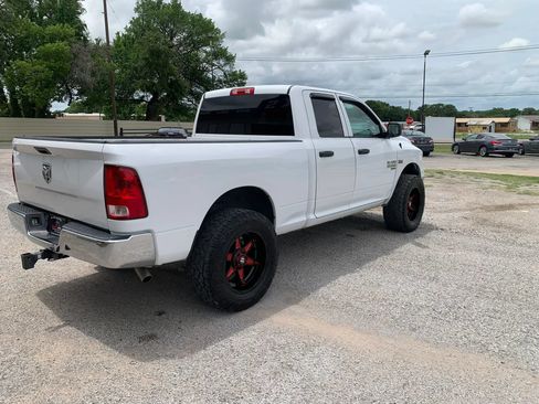 Used 2020 RAM 1500 Tradesman w/ Chrome Plus Package RWD image 5