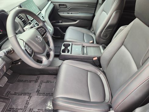Certified 2025 Honda Odyssey Sport-L image 13
