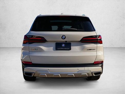Used 2024 BMW X5 xDrive40i w/ Parking Assistance Package AWD/4WD image 6