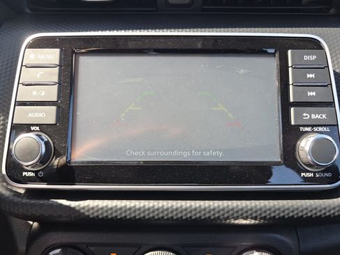 Used 2025 Nissan Kicks Play S FWD image 12