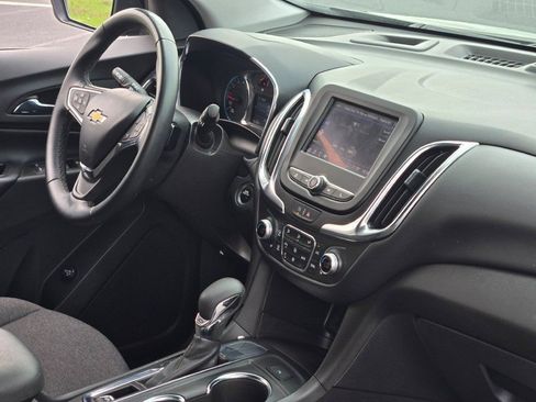 Used 2023 Chevrolet Equinox LT FWD image 7