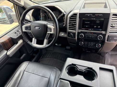 Used 2015 Ford F150 Lariat AWD/4WD image 27