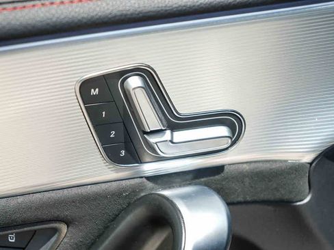 Used 2023 Mercedes-Benz CLA 250 image 24