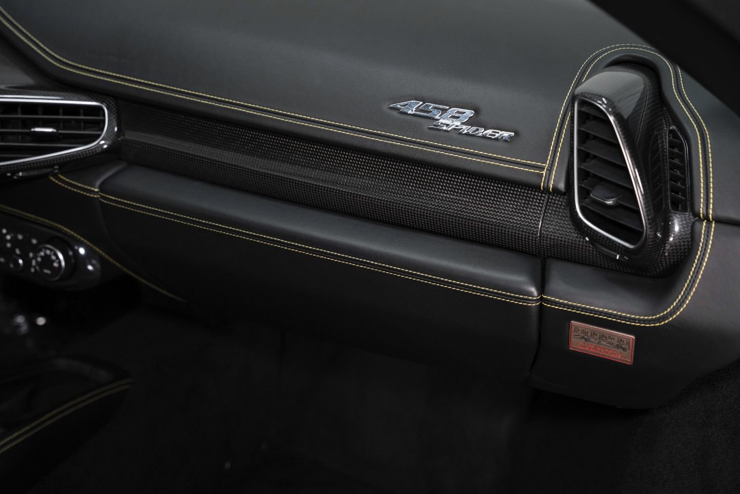 Used 2013 Ferrari 458 Spider RWD image 33