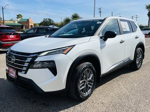 Certified 2025 Nissan Rogue S image 3