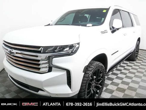 Used 2023 Chevrolet Suburban High Country image 32
