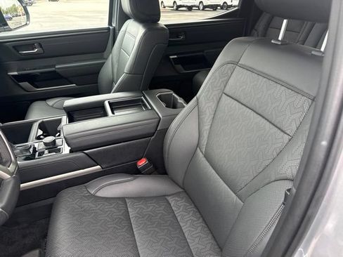 Used 2025 Toyota Tundra Limited w/ TRD Off-Road Package AWD/4WD image 24