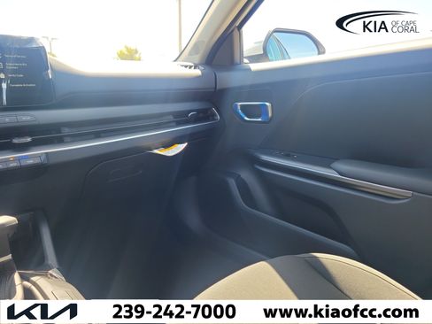 New 2026 Kia K4 FWD image 16