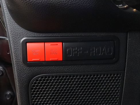 Used 2017 Jeep Wrangler Unlimited Rubicon image 26