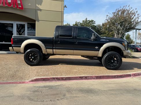 Used 2012 Ford F250 King Ranch w/ King Ranch w/Chrome Pkg image 8