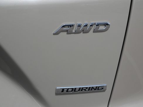 Used 2018 Honda CR-V Touring image 12