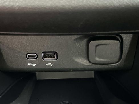 Used 2024 Buick Envista Avenir FWD image 36