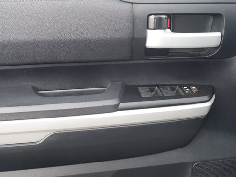 Used 2019 Toyota Tundra SR5 w/ TRD Off Road Package AWD/4WD image 16