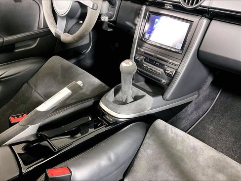 Used 2012 Porsche Boxster Spyder RWD image 16