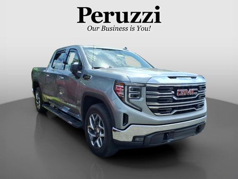 Used 2023 GMC Sierra 1500 SLT w/ SLT Premium Package AWD/4WD image 1