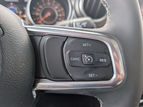 Used 2023 Jeep Gladiator Rubicon w/ LED Lighting Group AWD/4WD image 14