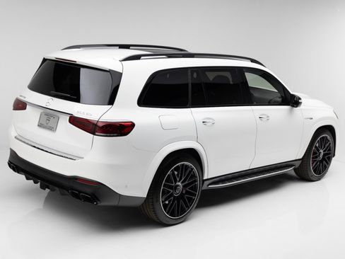 Used 2023 Mercedes-Benz GLS 63 AMG 4MATIC image 3