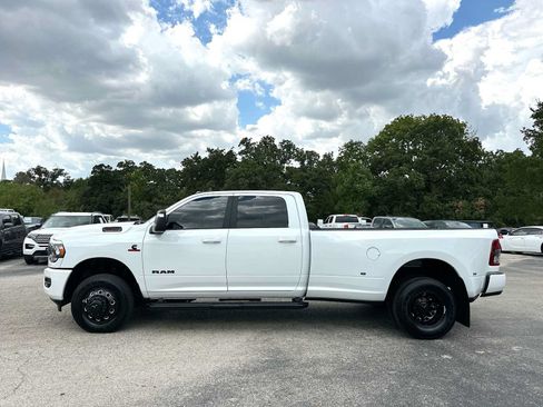 Used 2024 RAM 3500 Big Horn w/ Night Edition AWD/4WD image 12