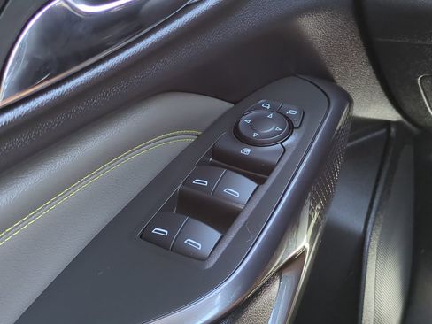 New 2026 Chevrolet Trax ACTIV w/ Driver Confidence Package FWD image 23