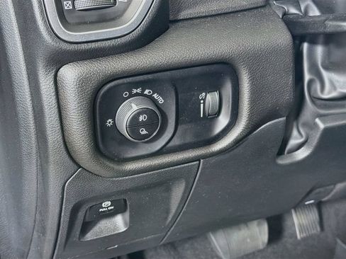Used 2025 RAM 1500 Big Horn AWD/4WD image 12