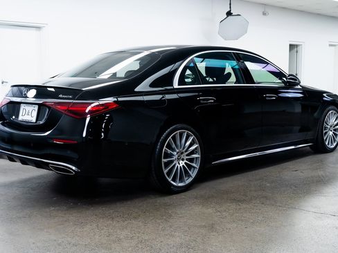 Used 2022 Mercedes-Benz S 580 4MATIC Sedan image 6
