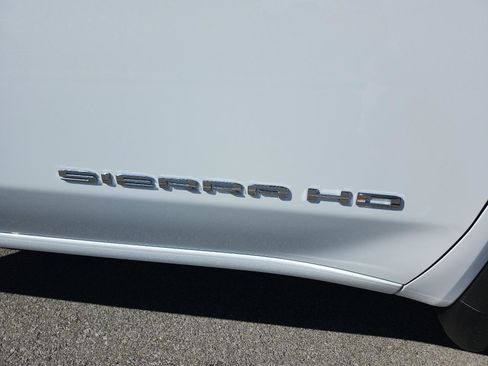 New 2026 GMC Sierra 3500 Pro AWD/4WD image 4