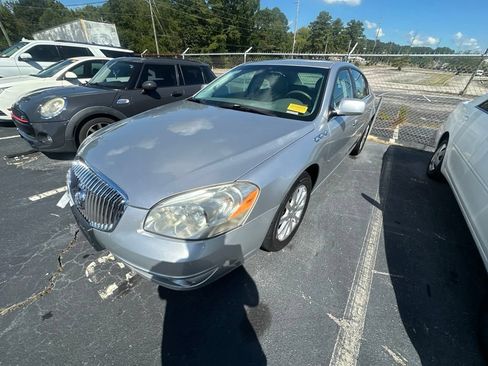 Used 2010 Buick Lucerne CXL FWD image 3