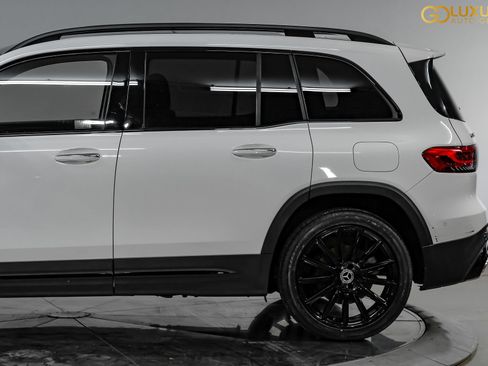 Used 2023 Mercedes-Benz GLB 250 image 18