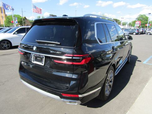 Used 2026 BMW X7 xDrive40i AWD/4WD image 5