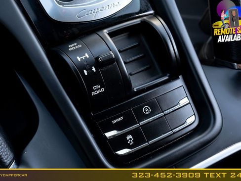 Used 2018 Porsche Cayenne AWD/4WD image 31