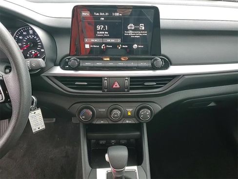 Certified 2024 Kia Forte LX image 17