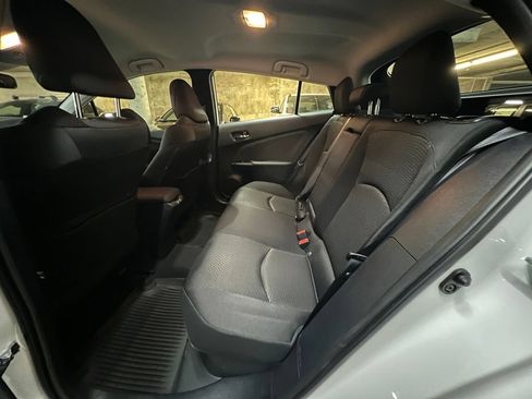 Certified 2022 Toyota Prius LE FWD image 14