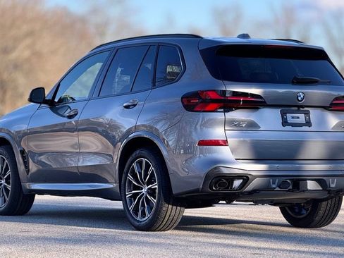 New 2026 BMW X5 xDrive40i w/ M Sport Package image 4