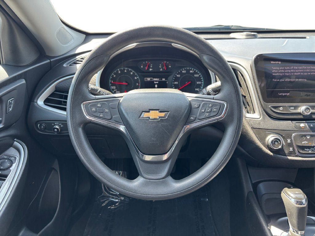 Certified 2020 Chevrolet Malibu LS FWD image 13