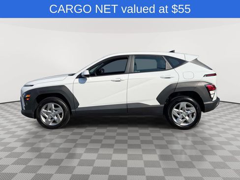 Used 2024 Hyundai Kona SE AWD/4WD image 5