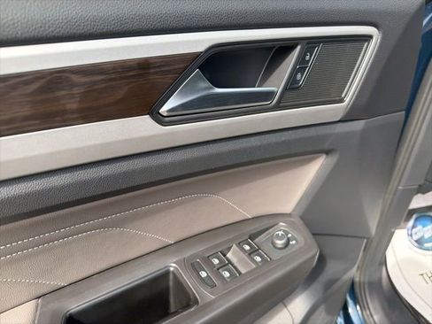 Used 2022 Volkswagen Atlas SE image 12