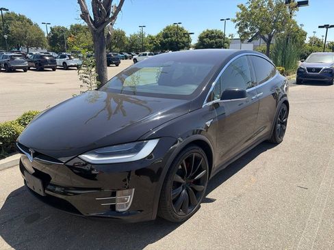 Used 2020 Tesla Model X Performance AWD/4WD image 3