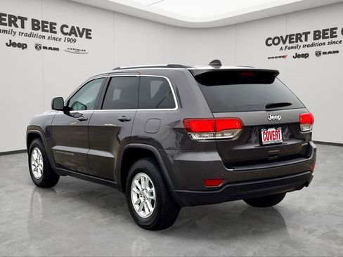 Used 2020 Jeep Grand Cherokee Laredo image 9