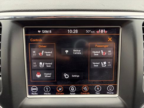 Used 2018 Jeep Grand Cherokee Limited w/ Luxury Group II image 22