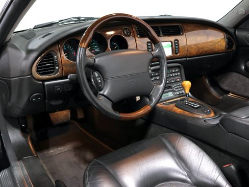 Used 2001 Jaguar XK8 Convertible RWD image 71