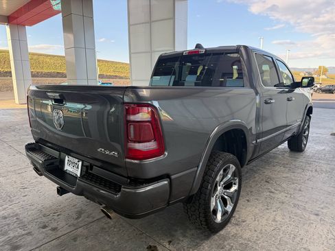 Used 2022 RAM 1500 Limited w/ Body Color Bumper Group AWD/4WD image 10
