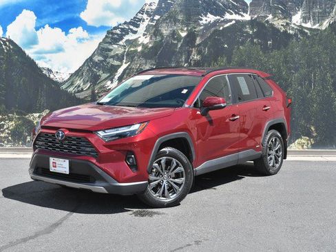Used 2024 Toyota RAV4 Limited w/ Advanced Technology Package AWD/4WD image 6
