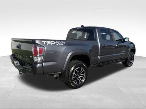 Used 2021 Toyota Tacoma TRD Off-Road AWD/4WD image 17