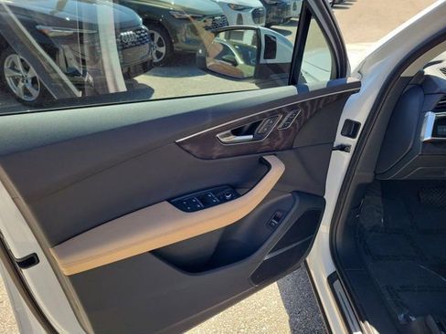 Certified 2025 Audi Q7 3.0T Premium Plus w/ Premium Plus Package image 18