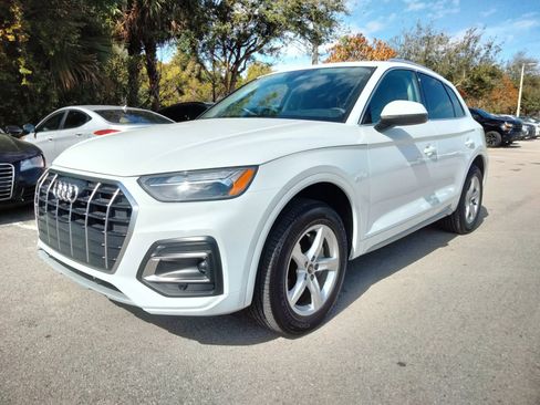 Certified 2024 Audi Q5 2.0T Premium image 3