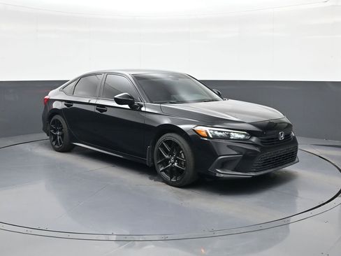 Used 2022 Honda Civic Sport image 1