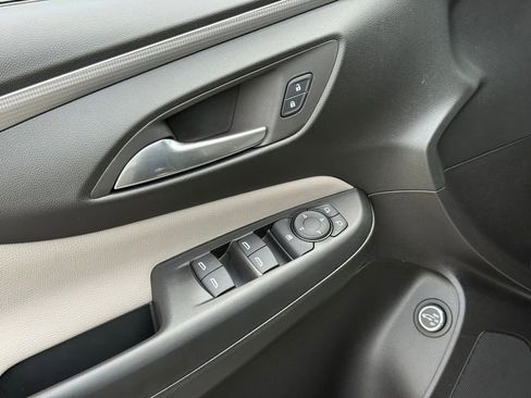 New 2026 Buick Envista Avenir FWD image 16