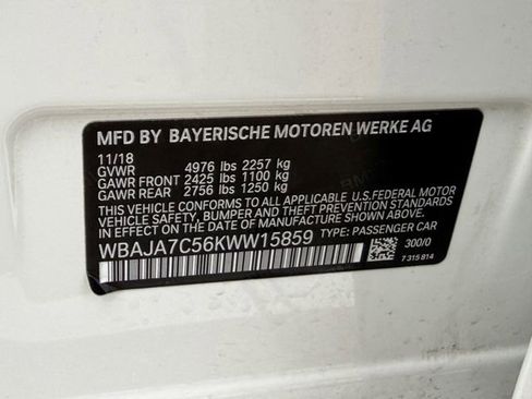 Used 2019 BMW 530i xDrive w/ Convenience Package image 33