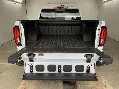 New 2026 GMC Sierra 1500 Denali Ultimate image 9