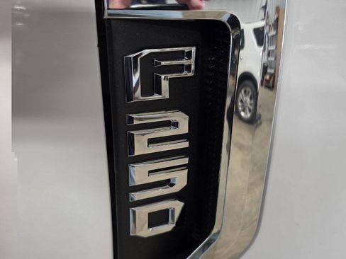 Used 2020 Ford F250 XL w/ Power Equipment Group AWD/4WD image 9